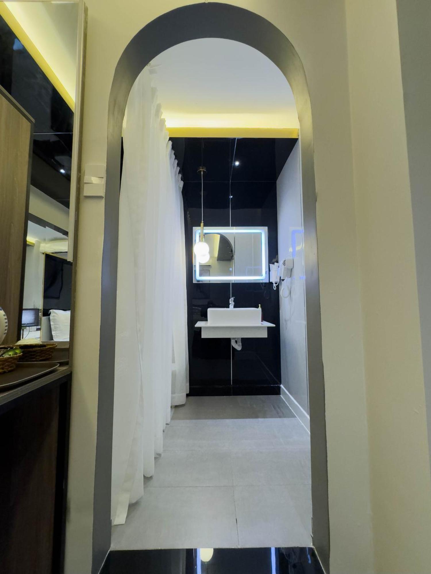 M&H Hotel Cidade de Ho Chi Minh Exterior foto